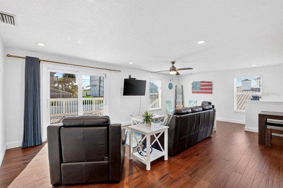 SILVER SANDS SEC D - Residential