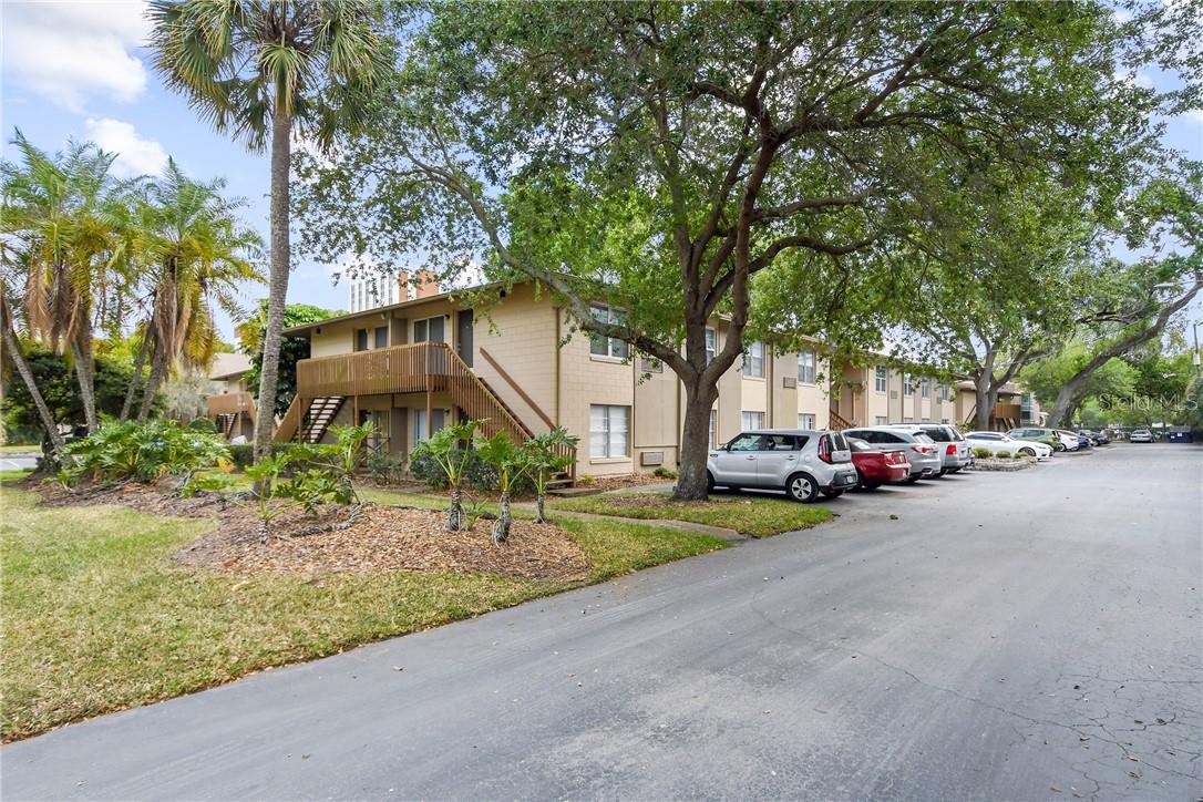LUCERNE OAKS CONDO - Residential