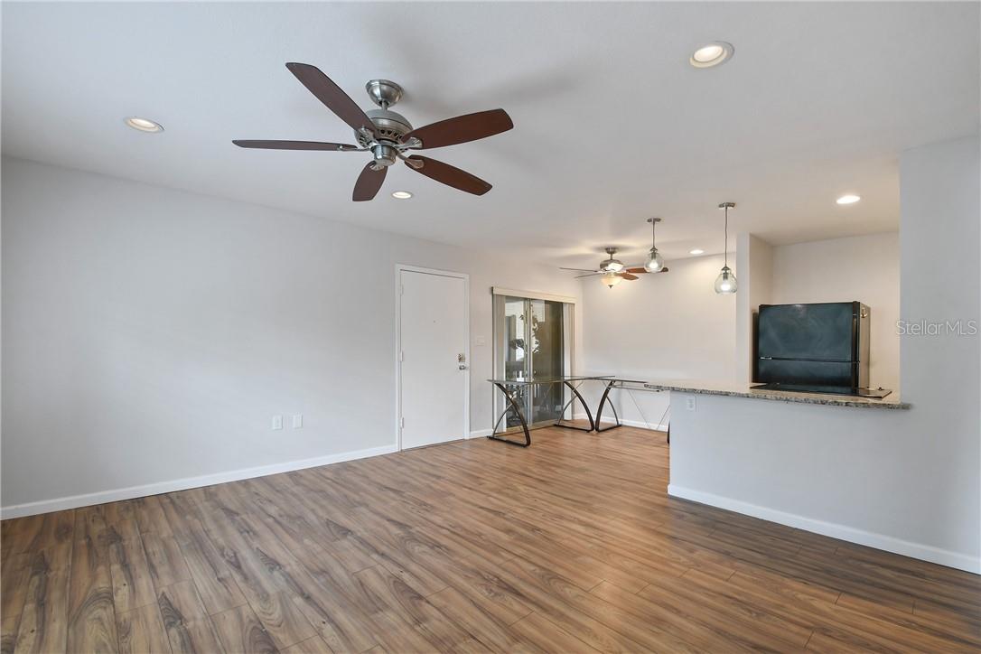 LUCERNE OAKS CONDO - Residential