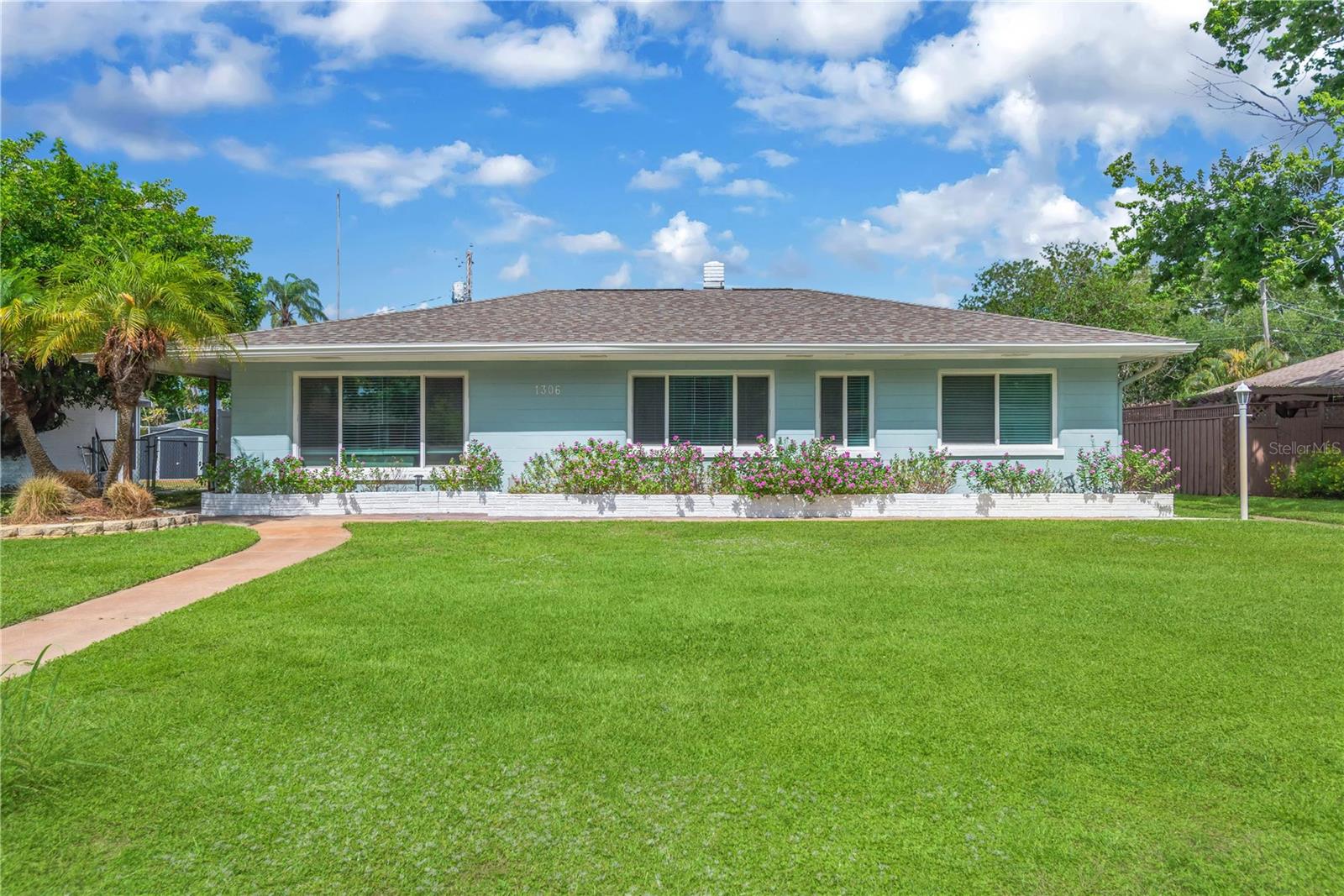 POINCIANA PARK - Residential