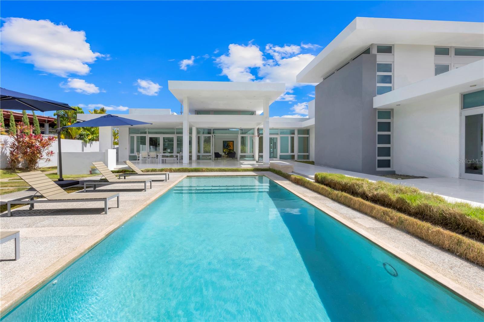 URB. SANTA MARIA - Residential