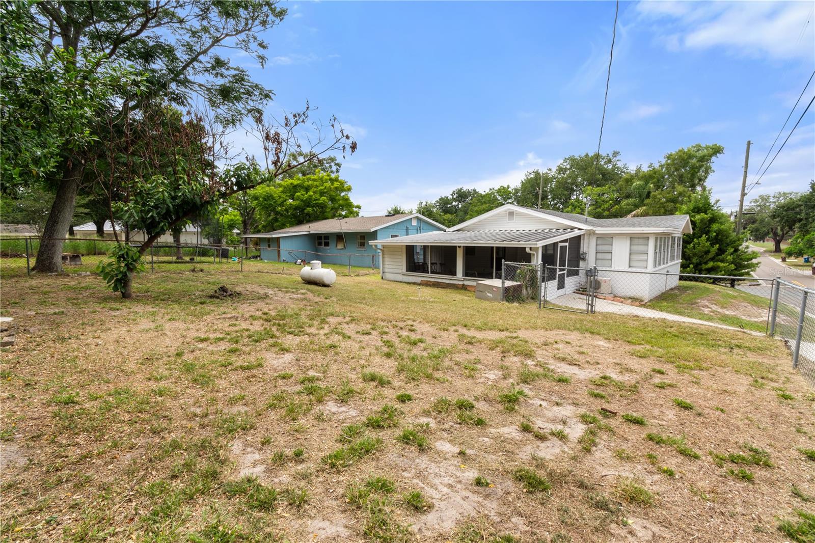 TWIN LAKE PARK RESUB - Residential