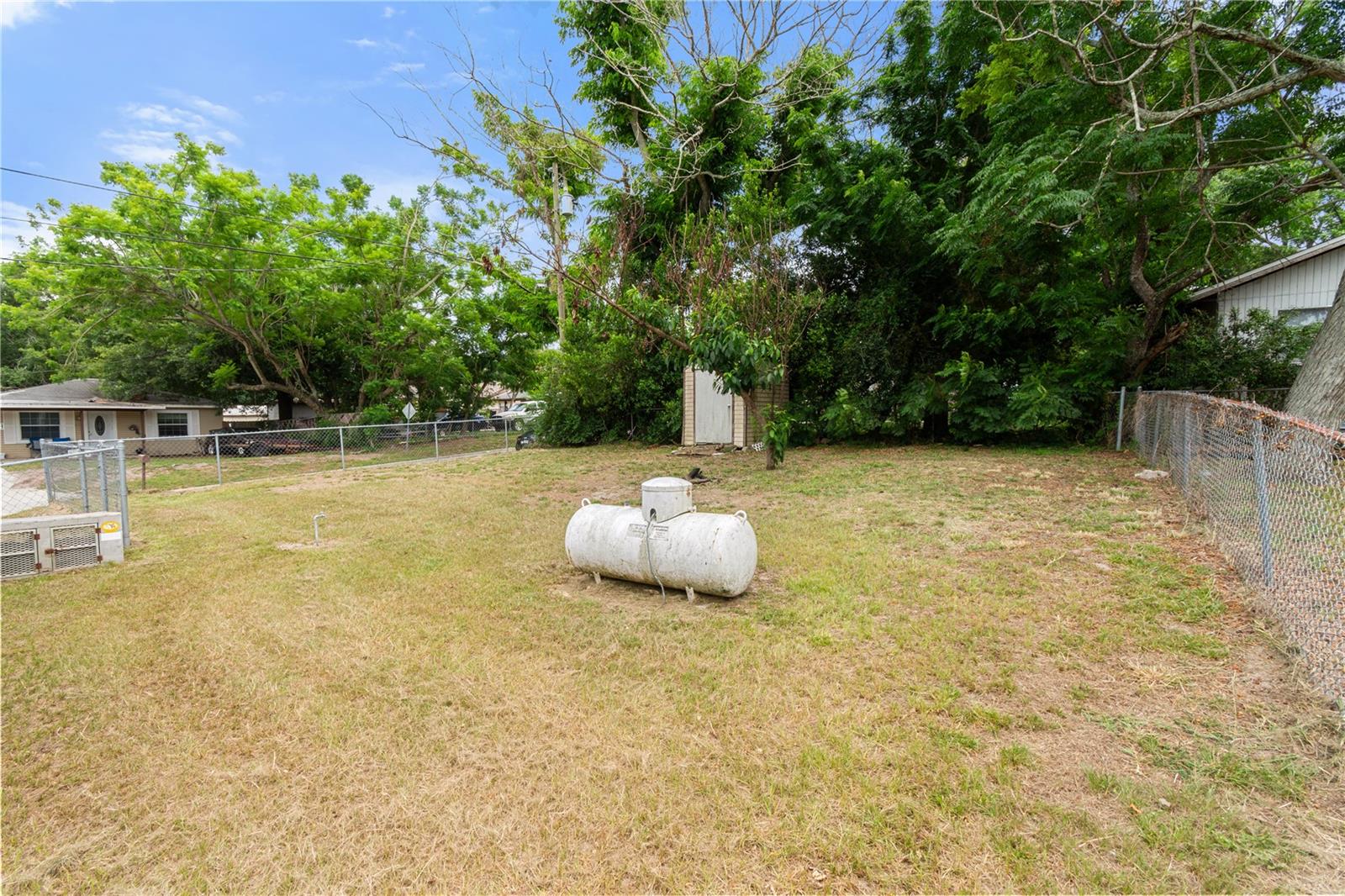 TWIN LAKE PARK RESUB - Residential