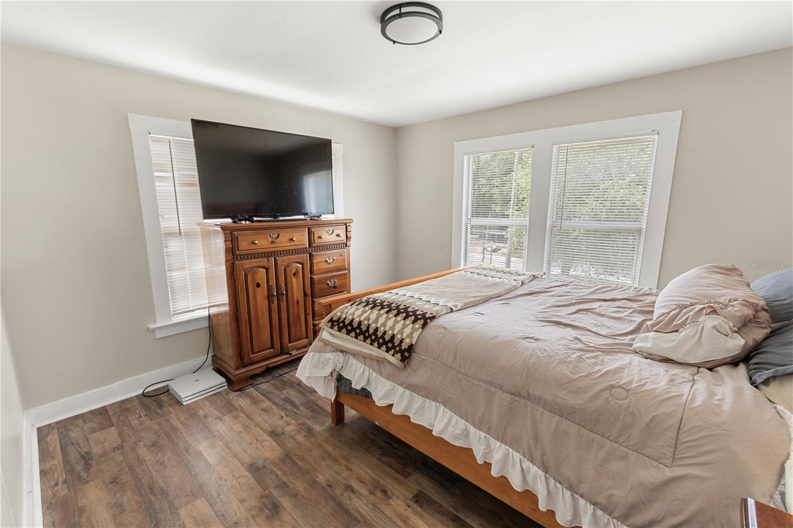 TWIN LAKE PARK RESUB - Residential
