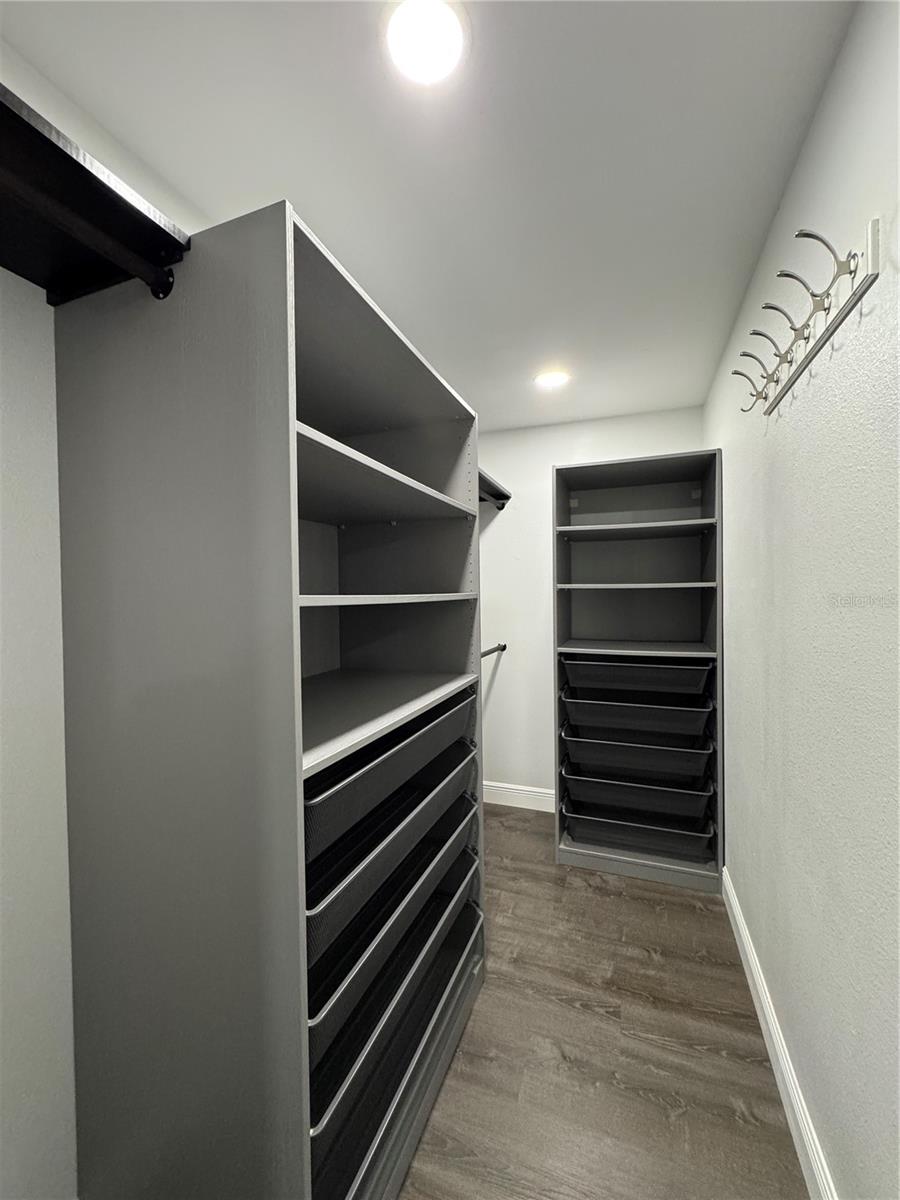 LIVE OAK HEIGHTS - Residential