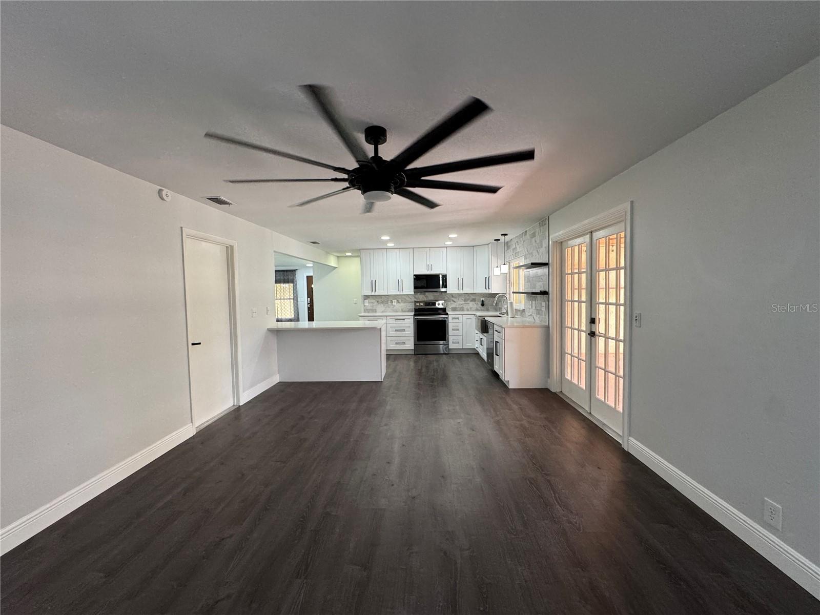 LIVE OAK HEIGHTS - Residential