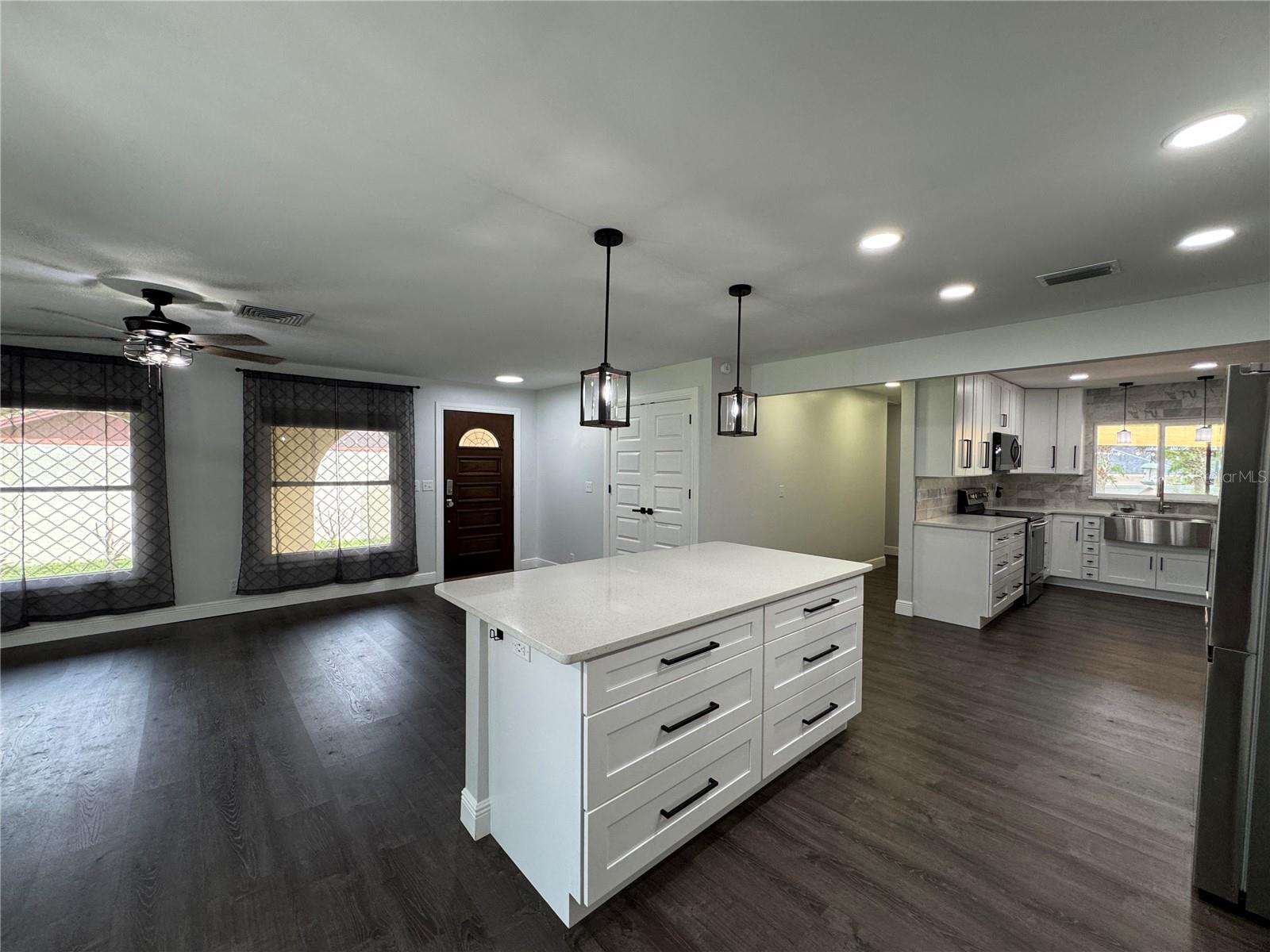 LIVE OAK HEIGHTS - Residential