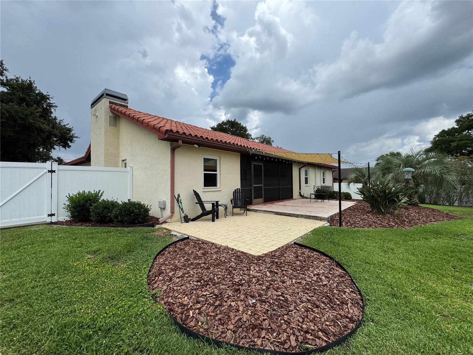 LIVE OAK HEIGHTS - Residential