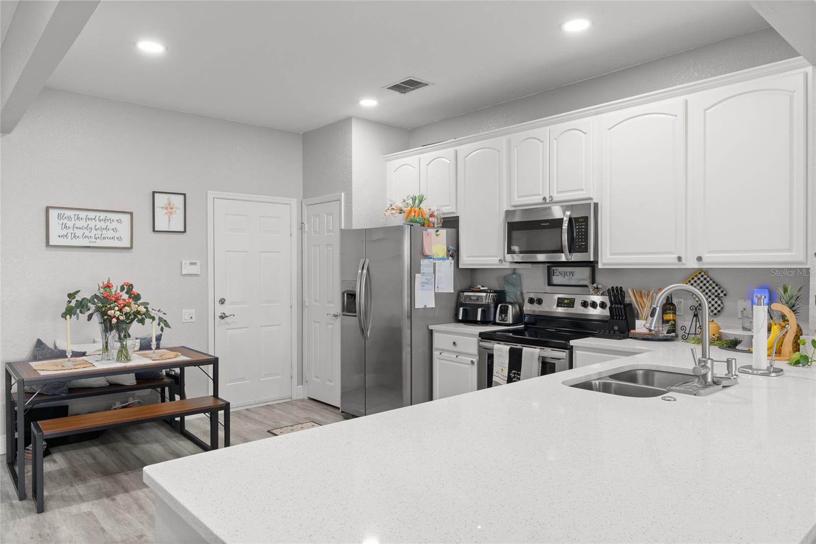 SPRING ISLE - Residential Lease