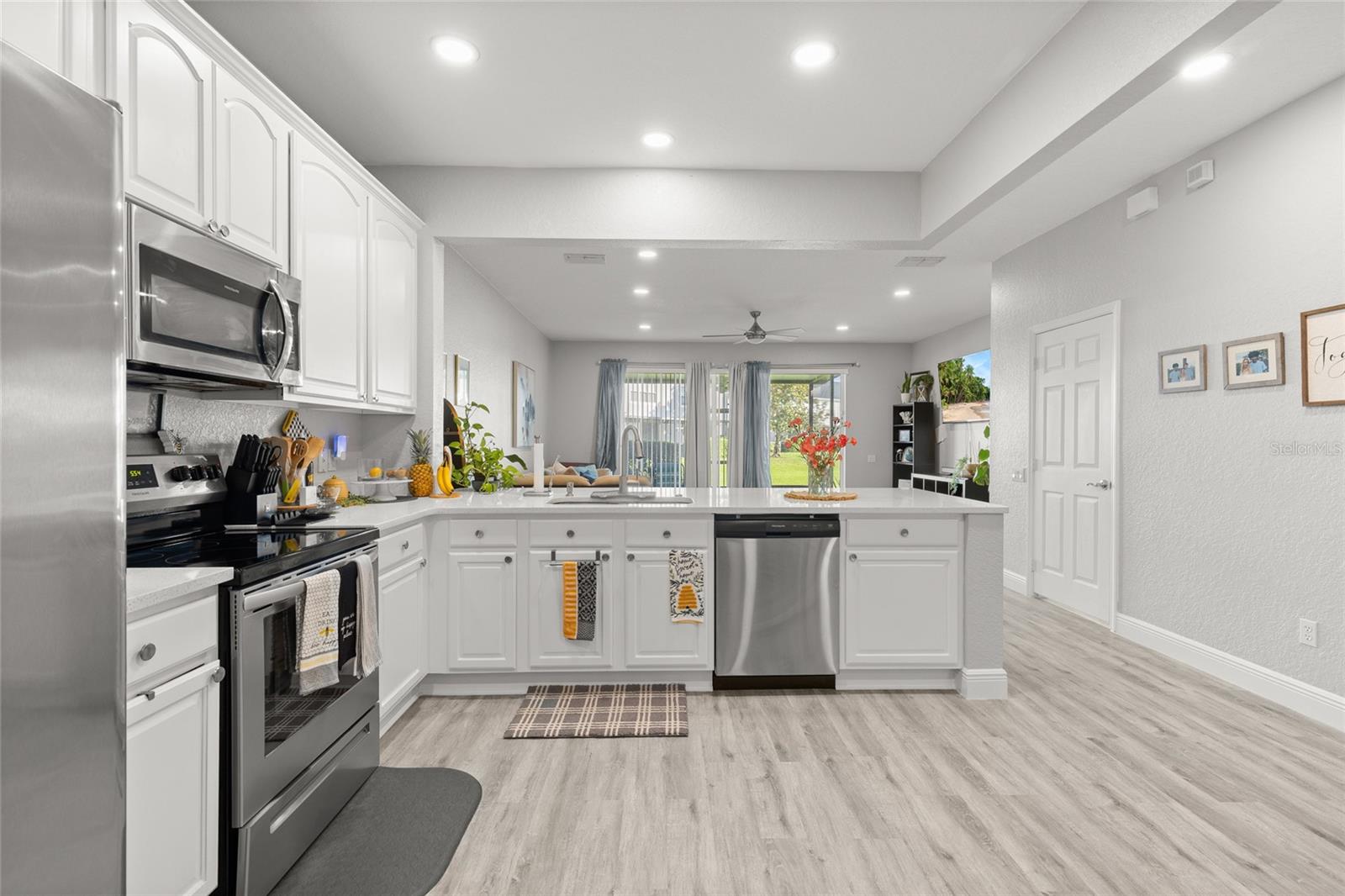 SPRING ISLE - Residential Lease