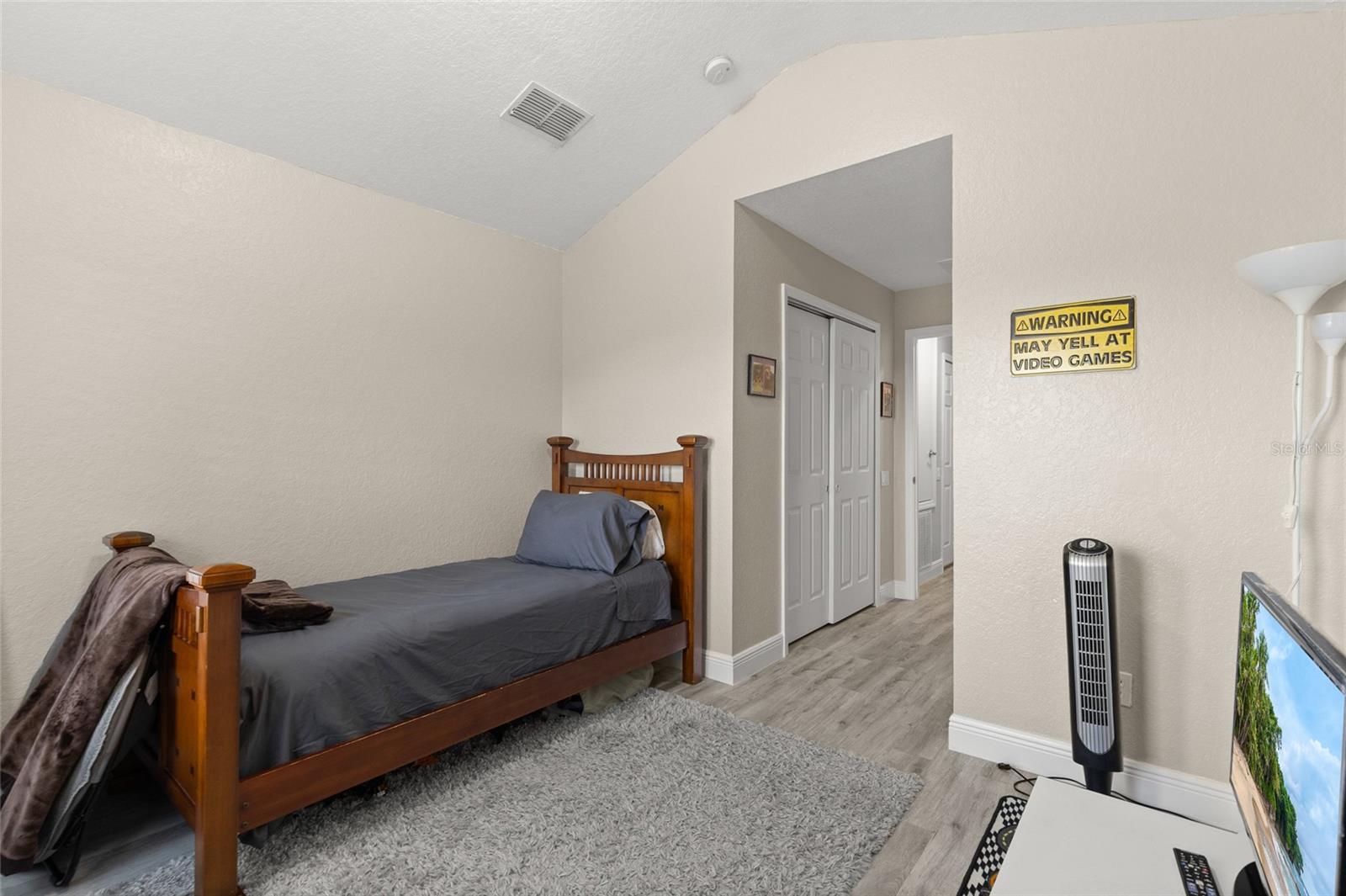 SPRING ISLE - Residential Lease