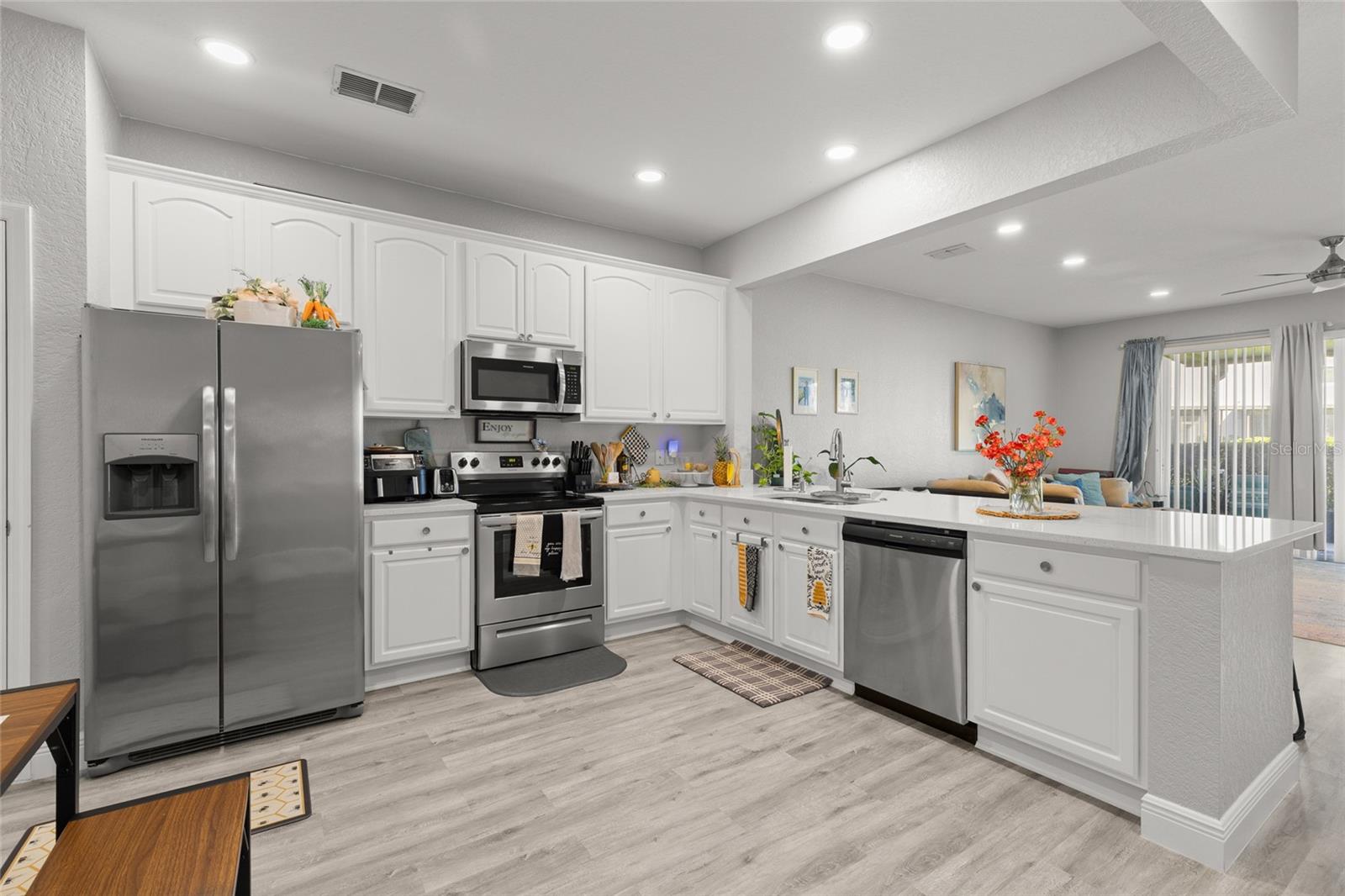 SPRING ISLE - Residential Lease