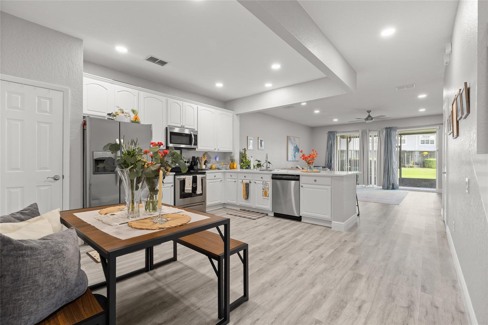 SPRING ISLE - Residential Lease