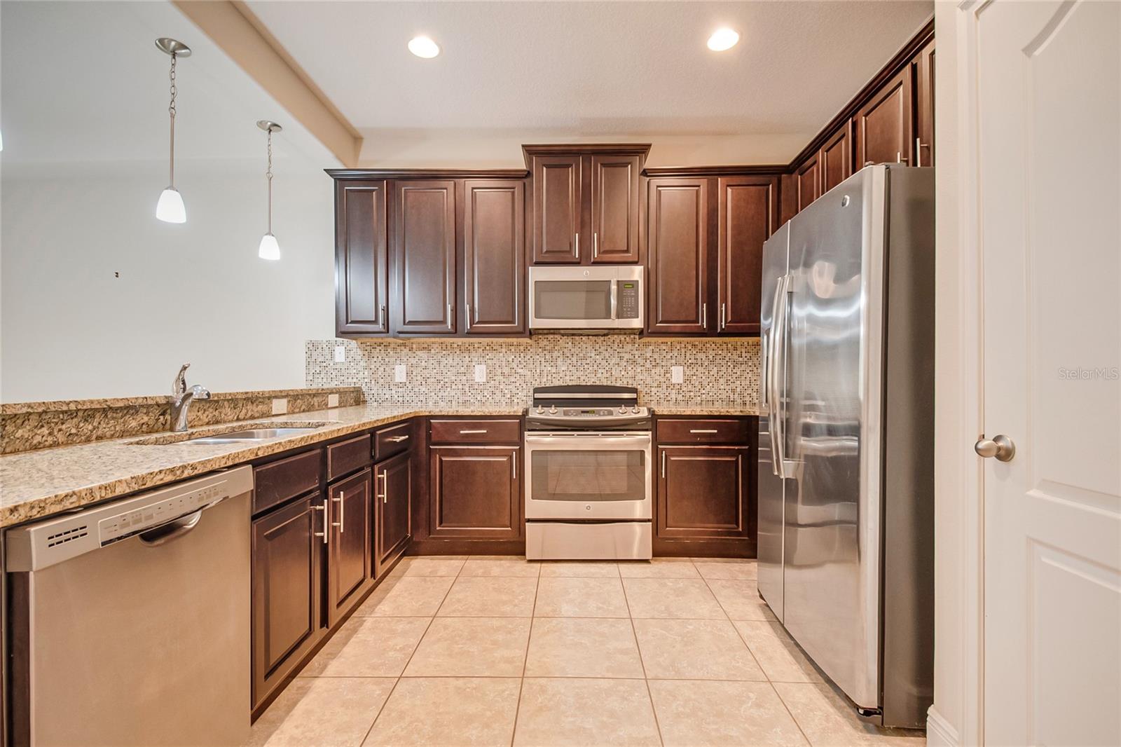 FOUNTAINS AT CHAMPIONSGATE PH 1 REP - Residential