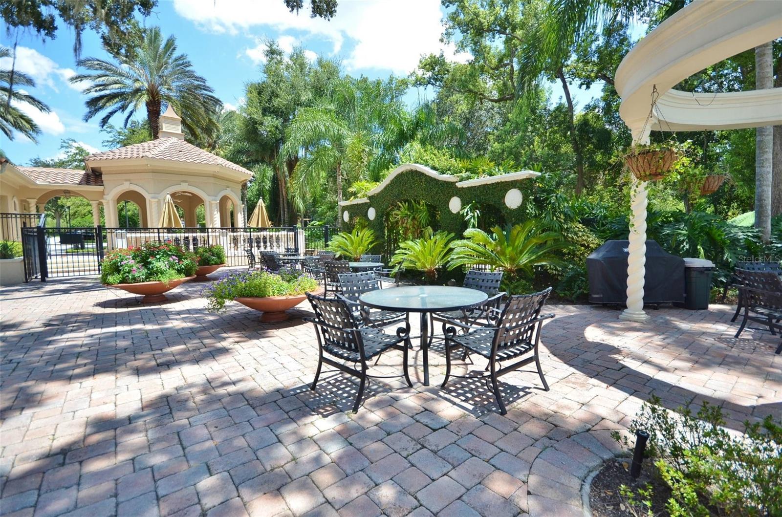 WINDSONG-PRESERVE POINT - Residential