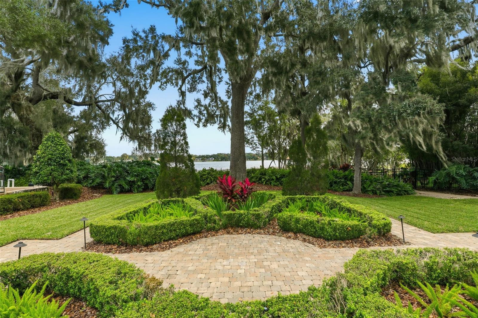WINDSONG-PRESERVE POINT - Residential