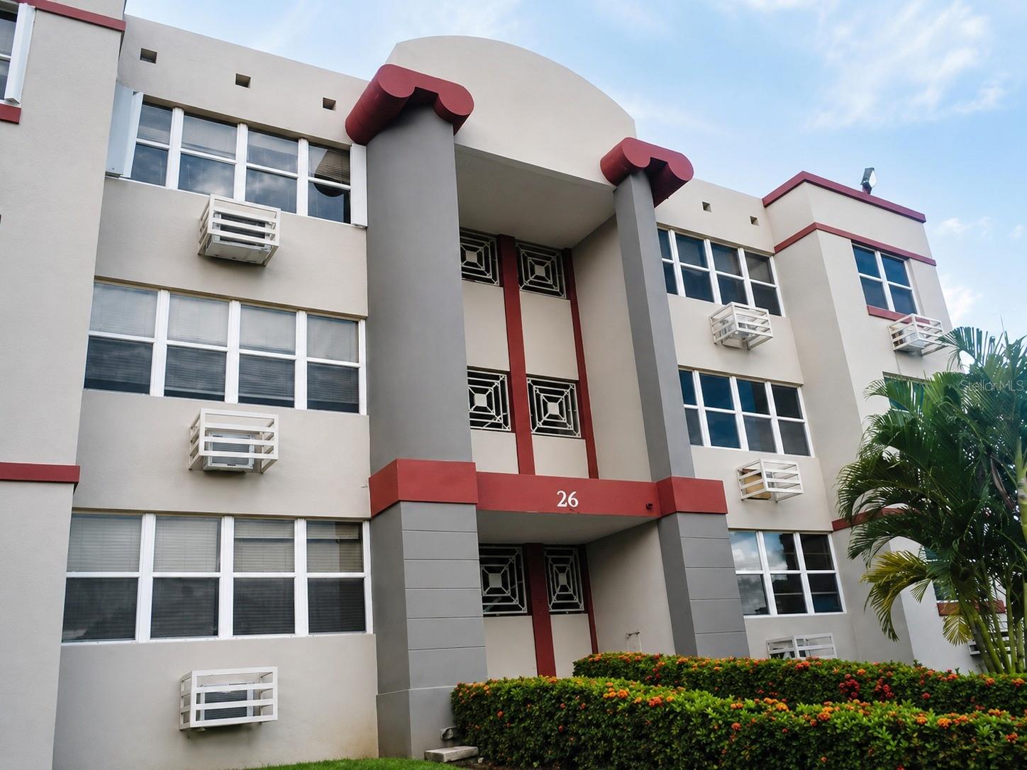 Apartment for rent at Parque San Antonio II Condominium, located in Caguas and available in June. This property offers an excellent opportunity for those seeking comfort, security, and a strategic location within a gated residential community. The unit is in excellent condition, fully equipped, and move-in ready. It features three bedrooms and two bathrooms, along with remodeled areas including the kitchen, bathrooms, and flooring, creating a modern, functional, and welcoming environment. The apartment includes a complete bedroom set, dining set, washer, Samsung dryer, refrigerator, stove, and microwave. It also features four inverter air-conditioning units for enhanced comfort and energy efficiency. Additionally, the property includes two parking spaces and controlled access for added convenience and peace of mind. Residents may also enjoy community amenities such as a swimming pool, basketball court, and tele-entry system, making it an ideal option for a comfortable, secure, and convenient lifestyle.