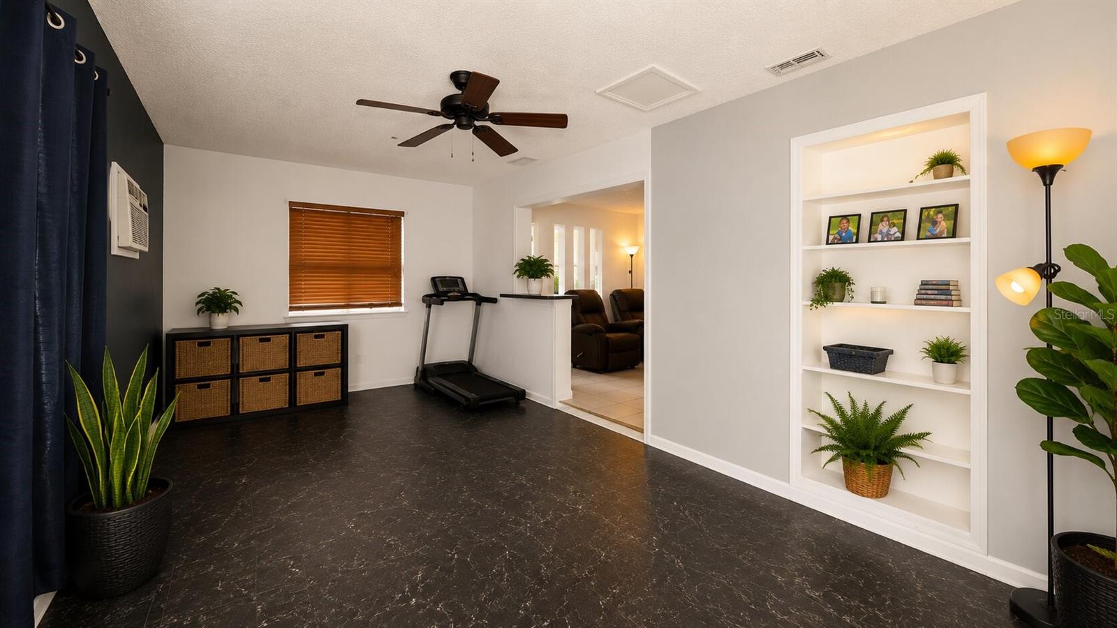 INWOOD - Residential