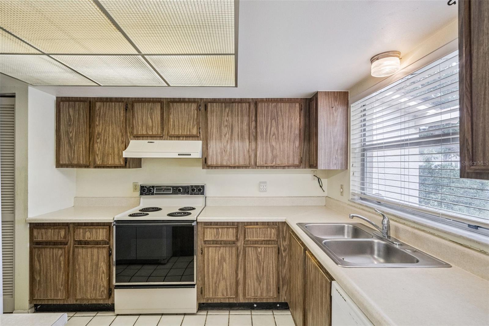 BVL UNIT 7 - Residential