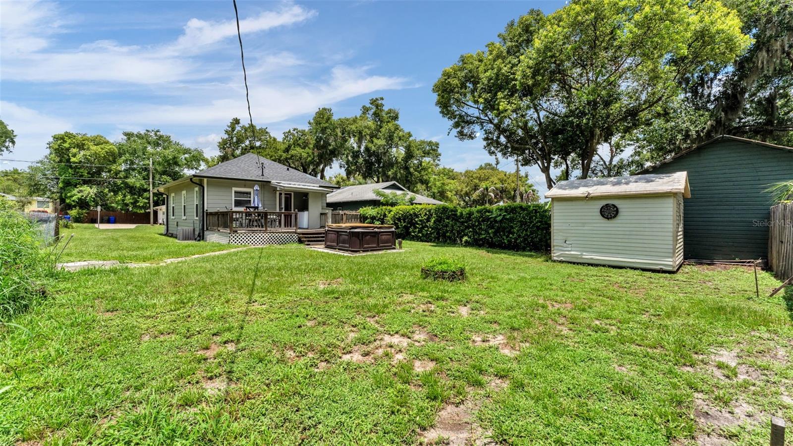 LAKE HUNTER HEIGHTS - Residential