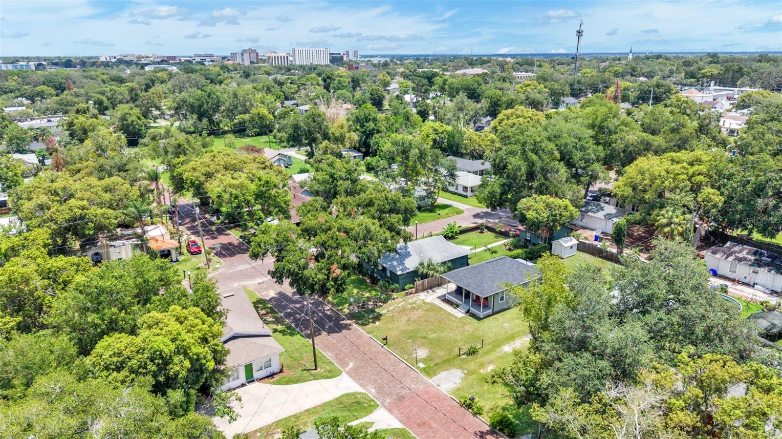 LAKE HUNTER HEIGHTS - Residential