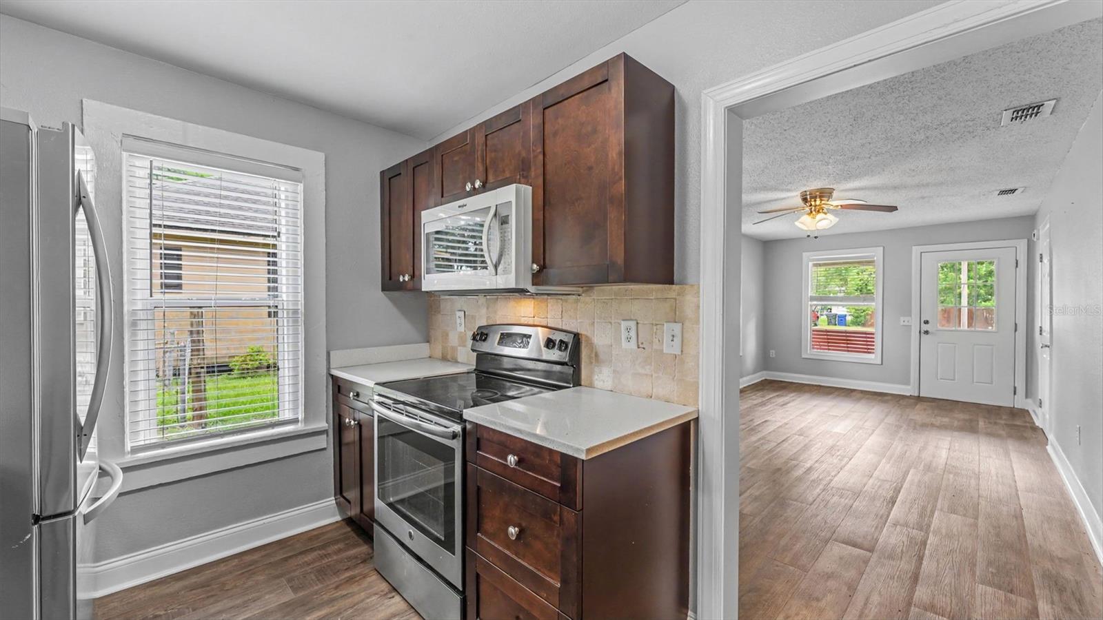LAKE HUNTER HEIGHTS - Residential