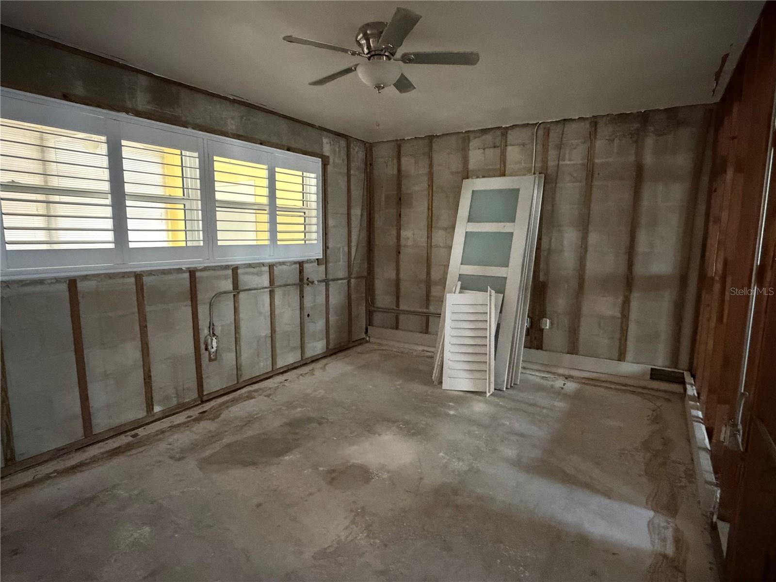 TOWN APTS CONDO - Residential