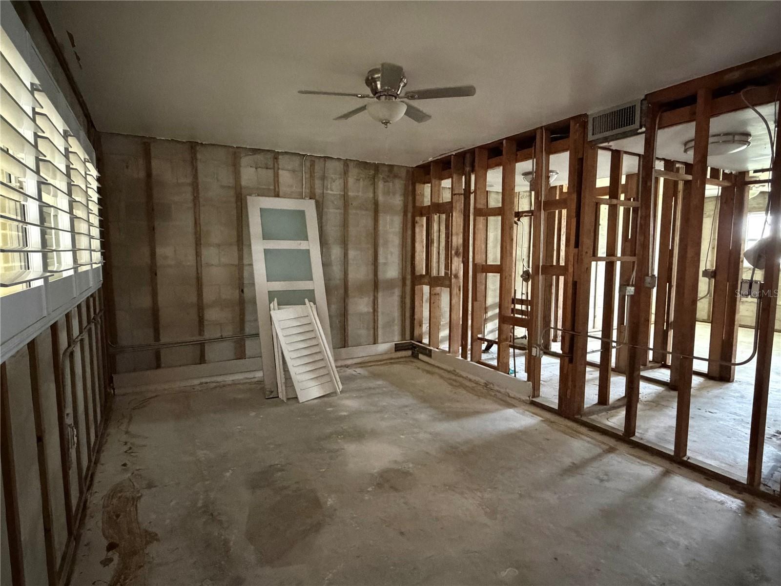 TOWN APTS CONDO - Residential