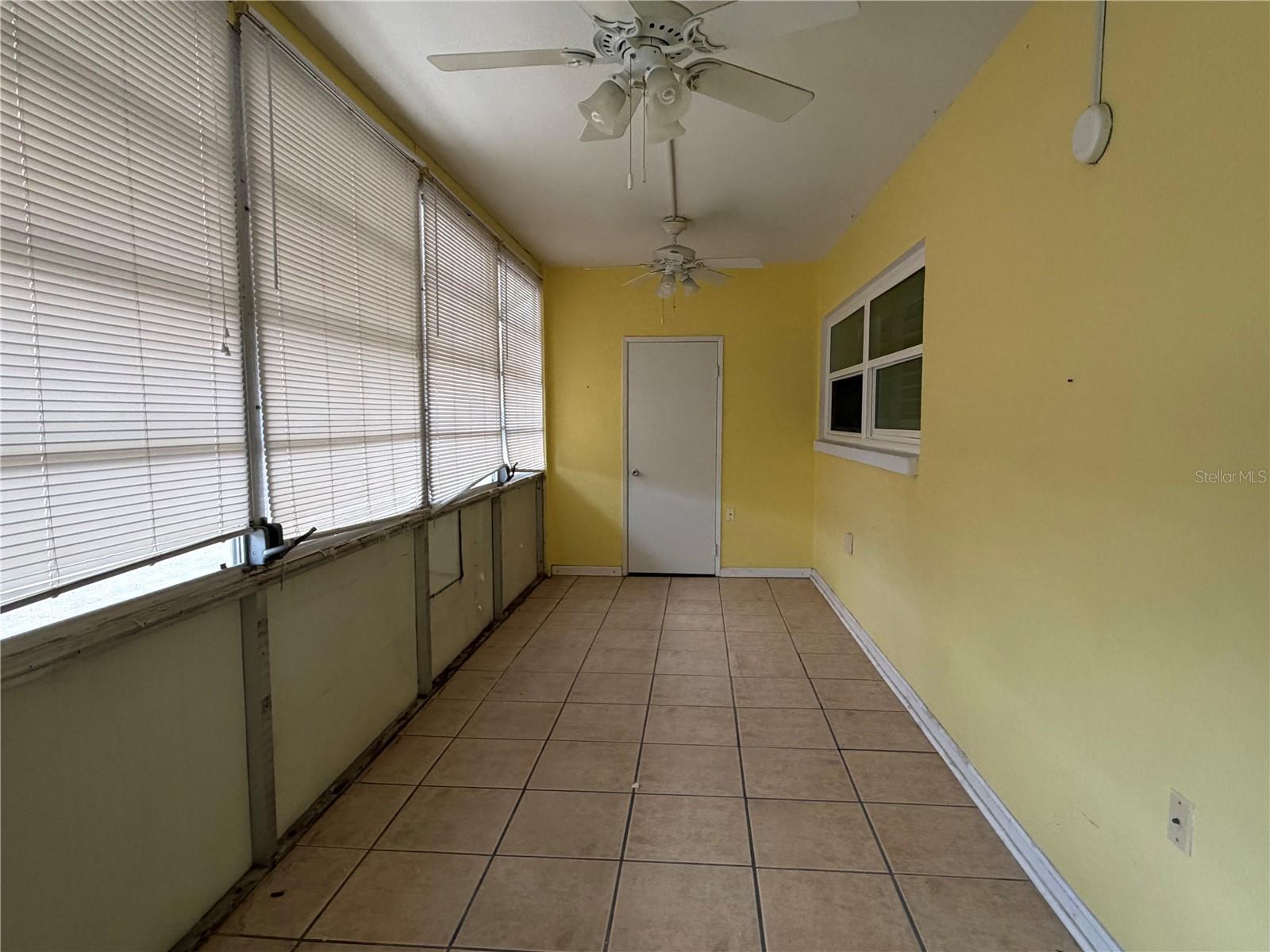TOWN APTS CONDO - Residential