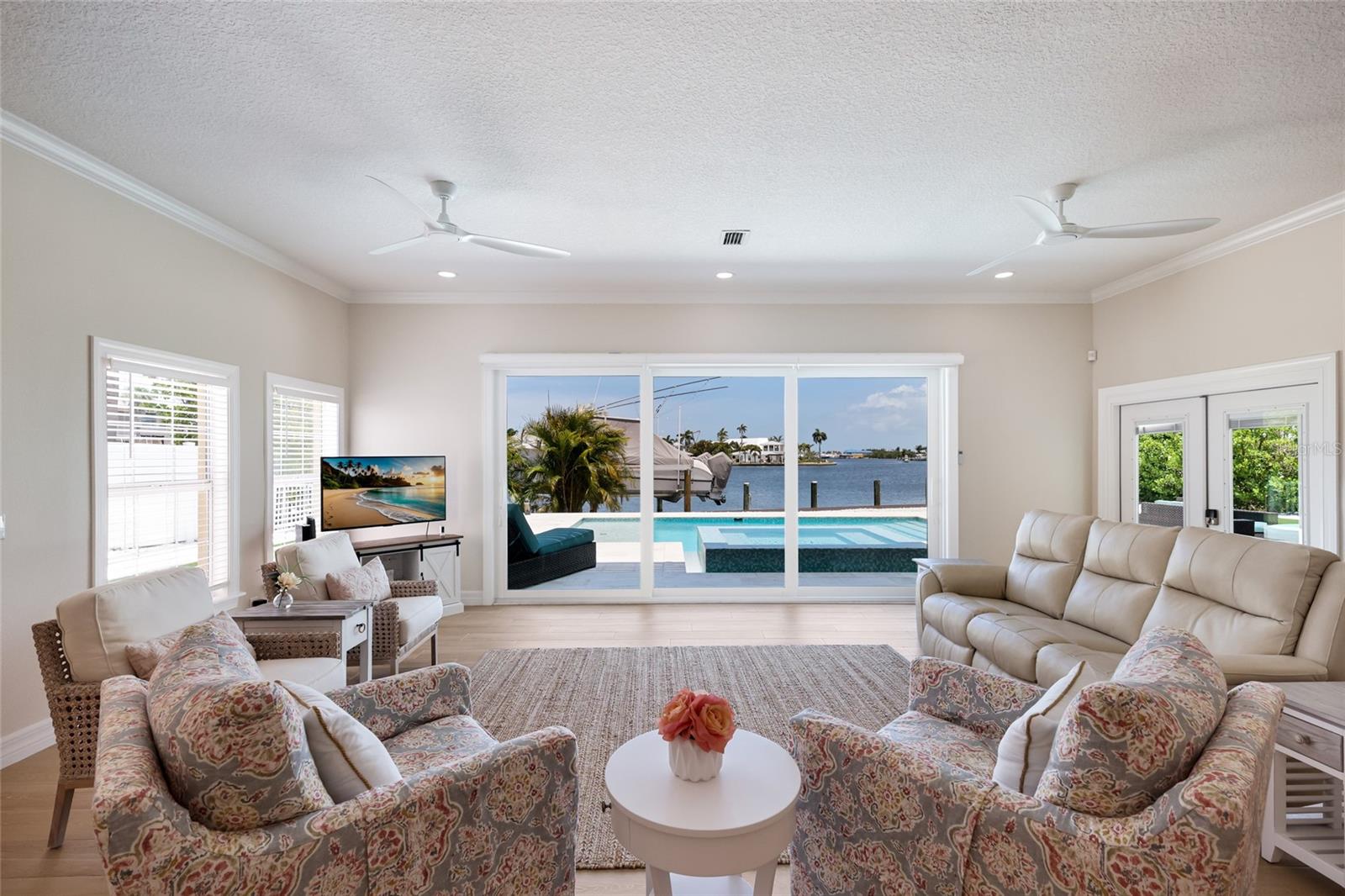 BAY PALMS ADD - Residential