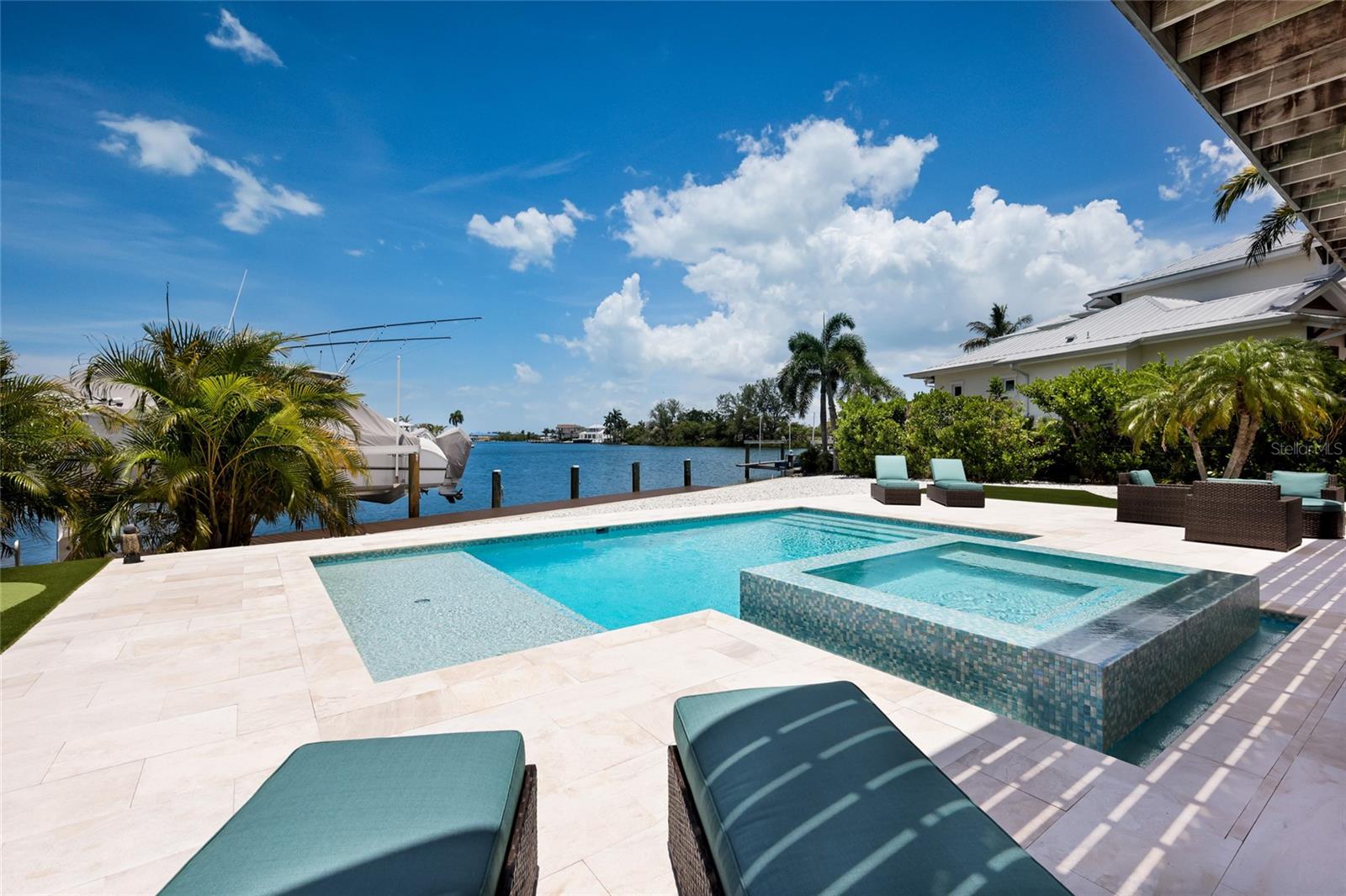 BAY PALMS ADD - Residential