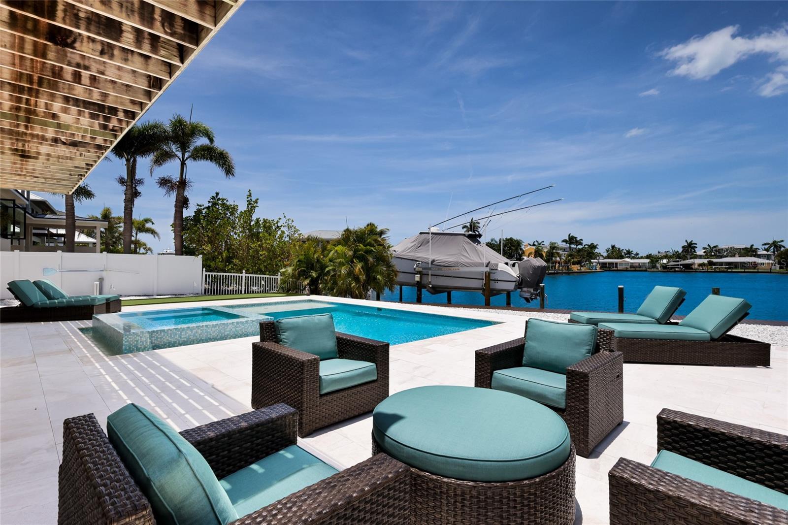 BAY PALMS ADD - Residential