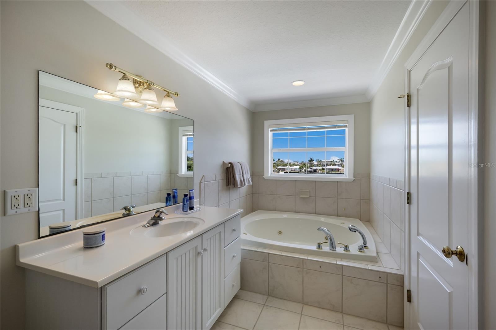 BAY PALMS ADD - Residential