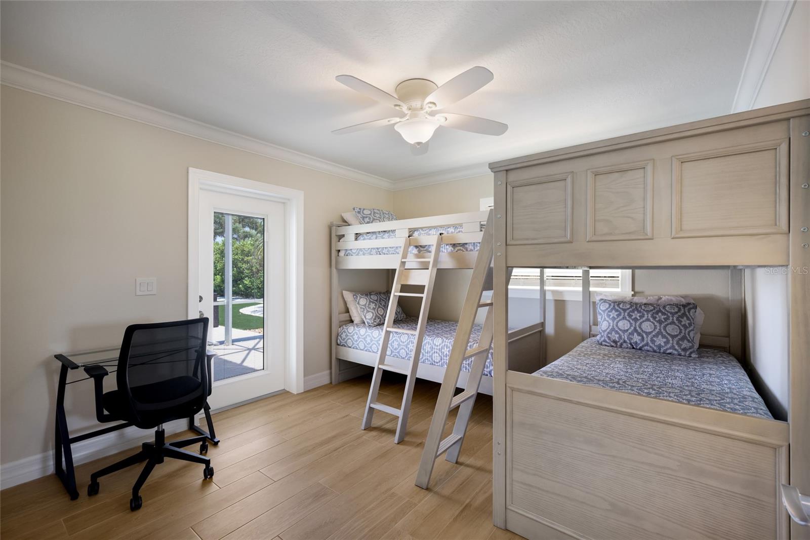 BAY PALMS ADD - Residential
