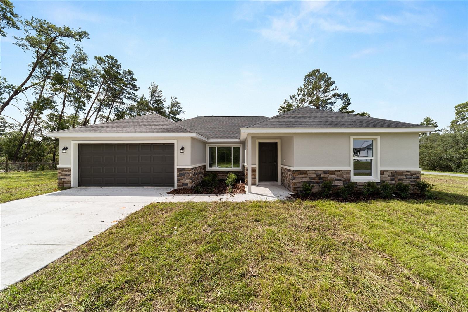 TRAILS EAST - Residential