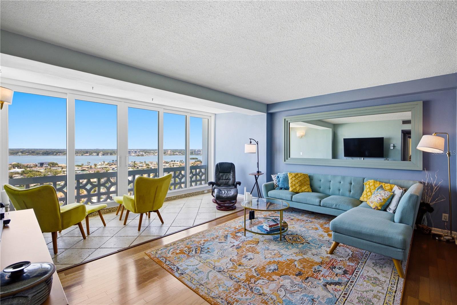 HORIZON HOUSE CO-OP - Residential