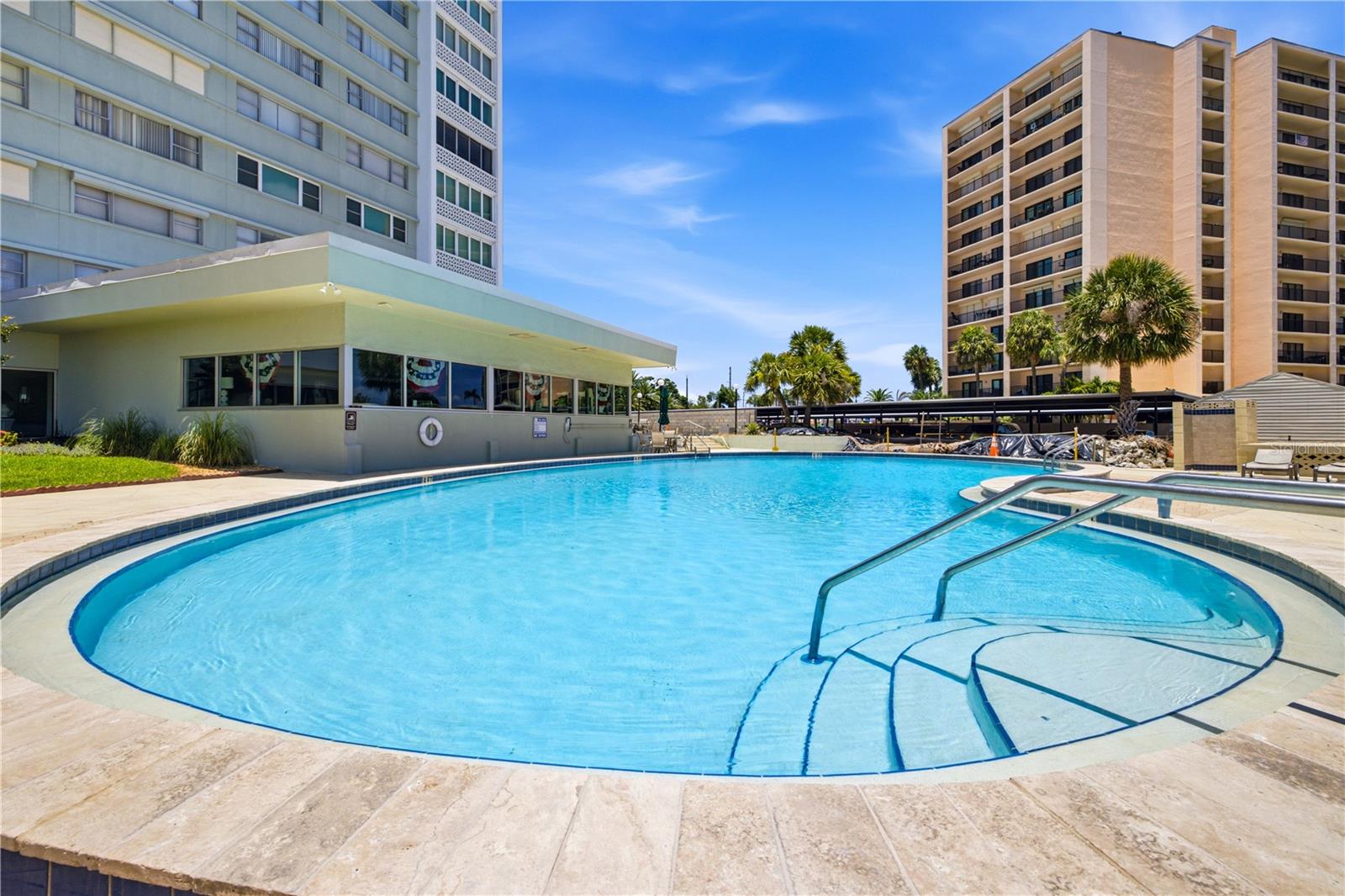 HORIZON HOUSE CO-OP - Residential