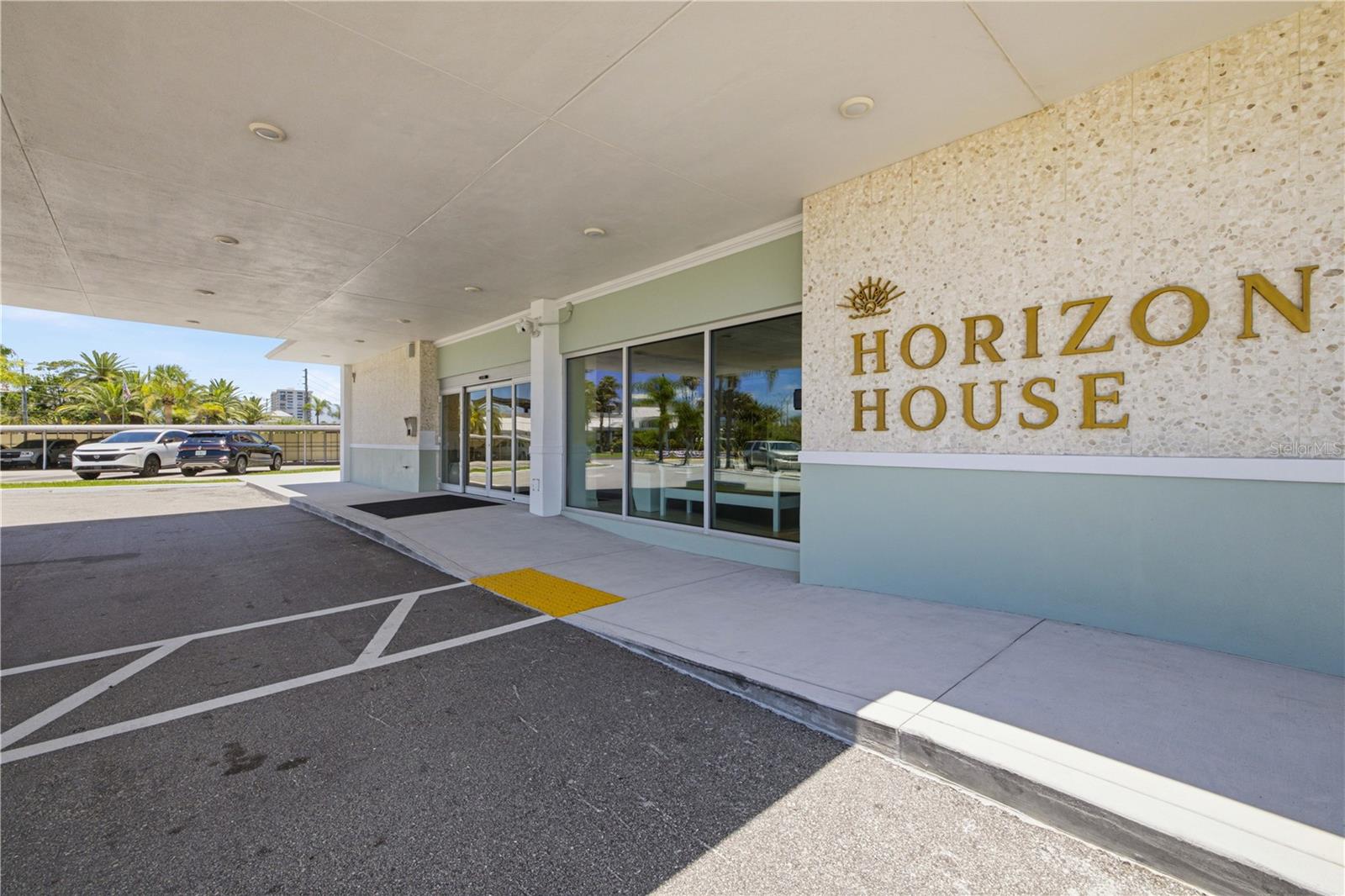 HORIZON HOUSE CO-OP - Residential