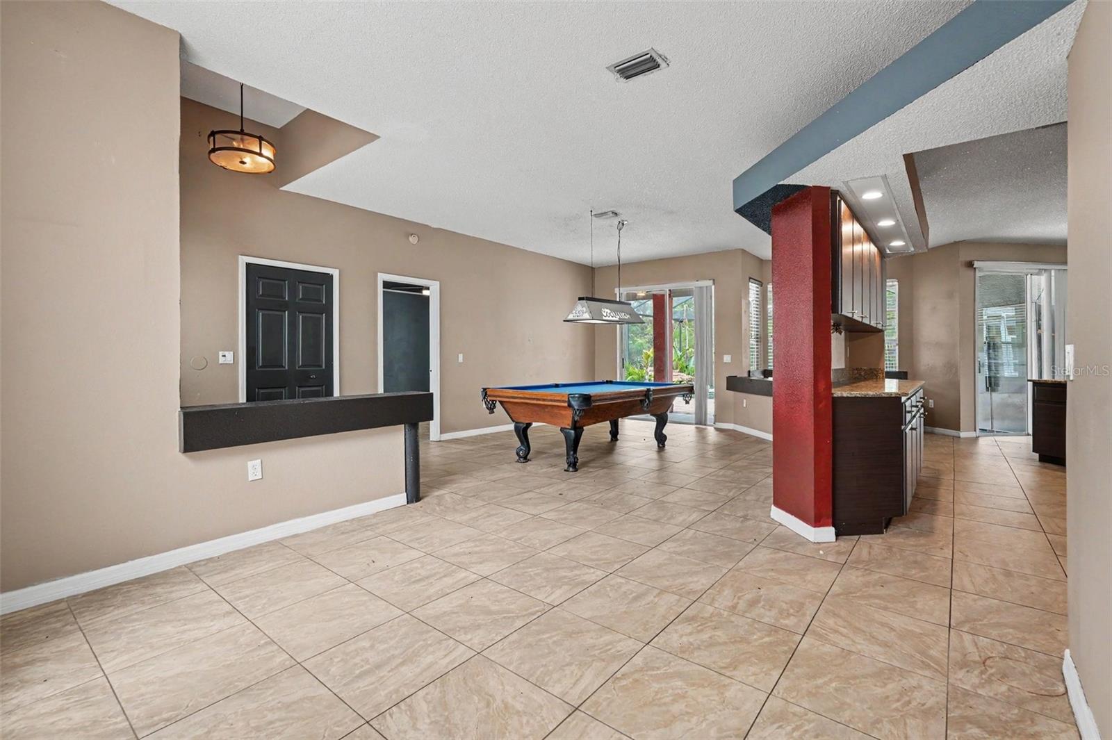 OAKS THE - Residential
