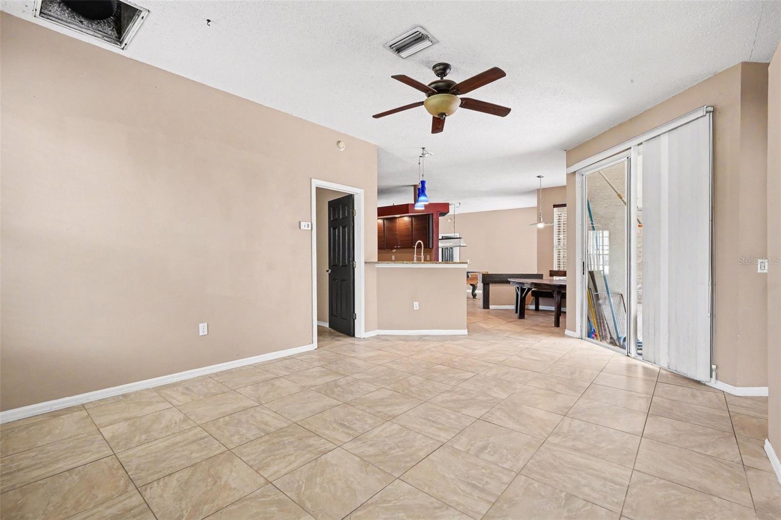 OAKS THE - Residential