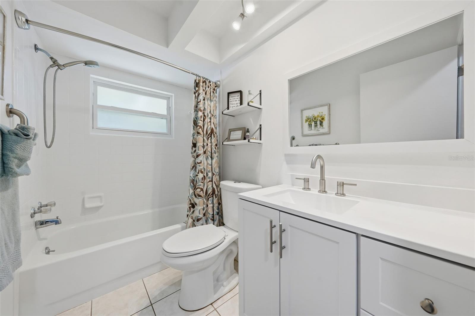 BEVERLY HILLS UNIT 06 SEC 03A - Residential