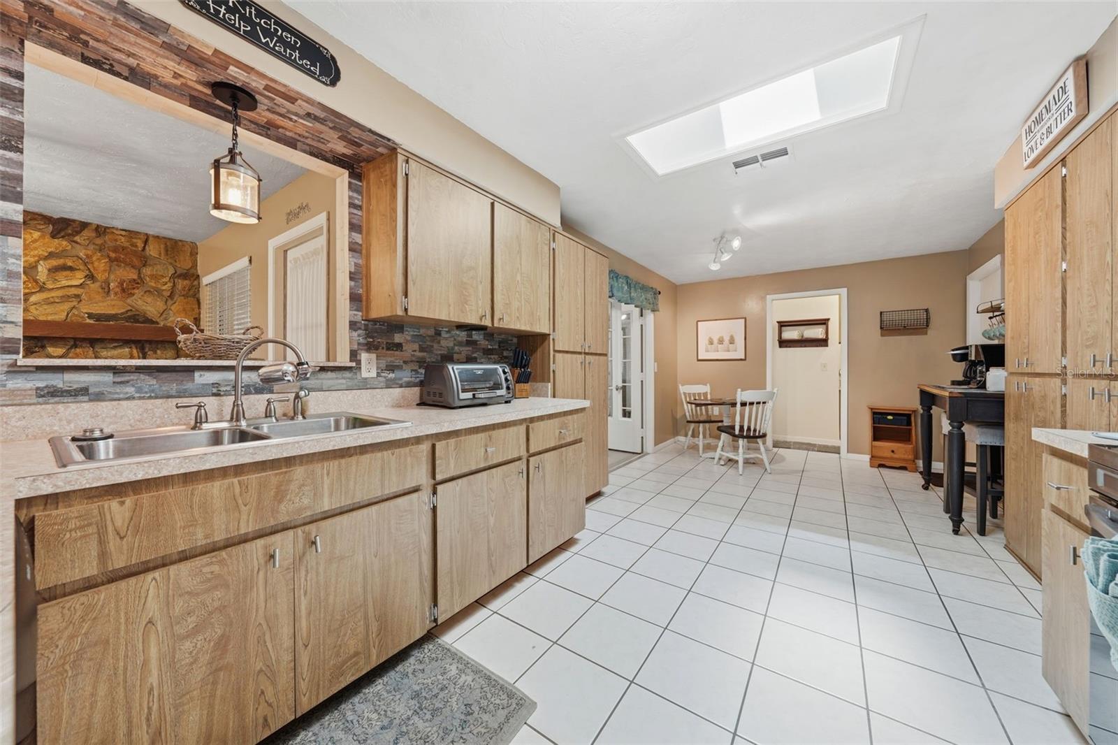 BEVERLY HILLS UNIT 06 SEC 03A - Residential