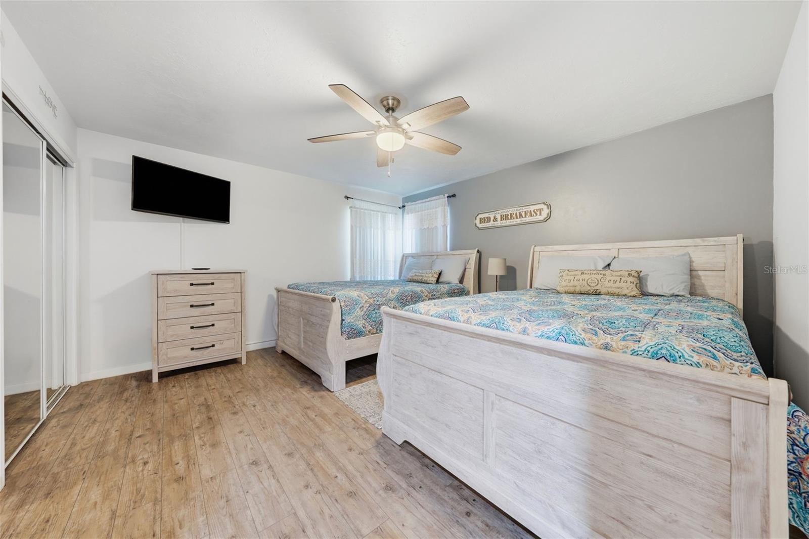 BEVERLY HILLS UNIT 06 SEC 03A - Residential
