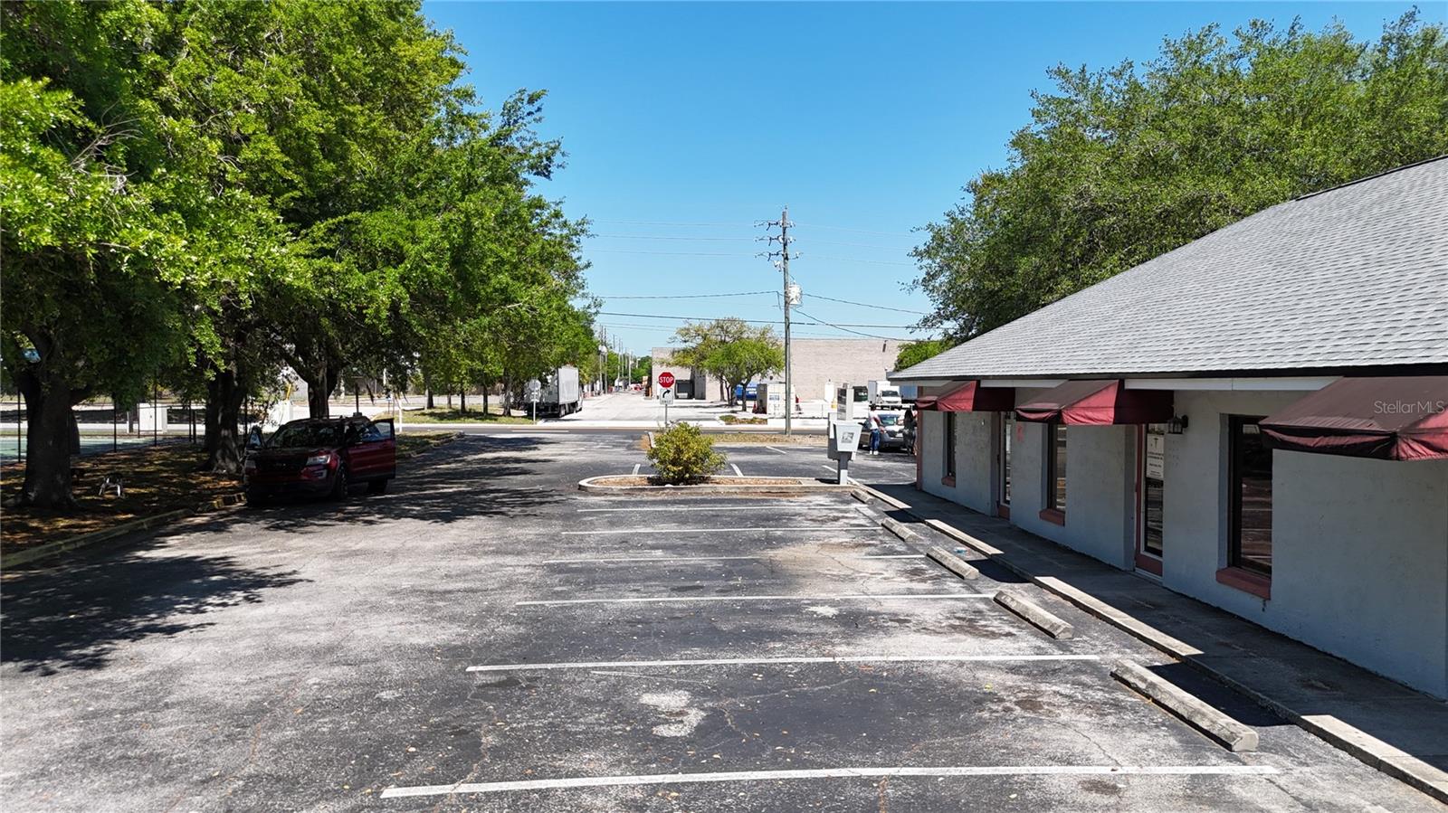 1400 W OAK CONDO - Commercial Sale
