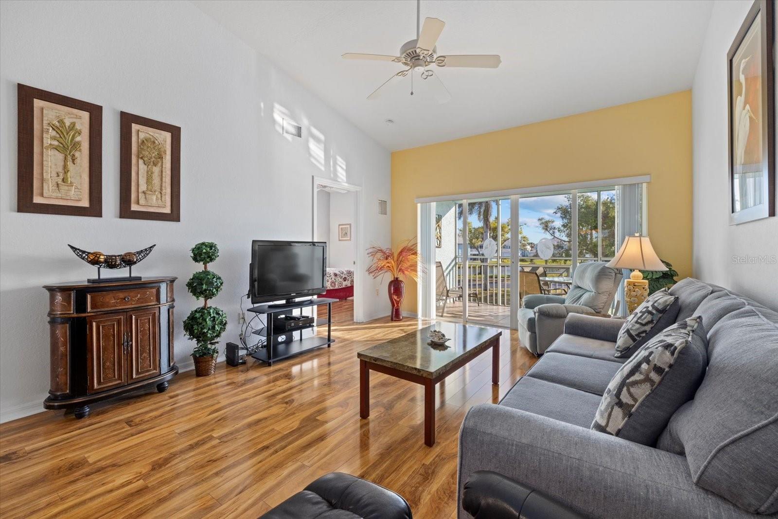 COLONY AT SABAL TRACE PH 01 - Residential