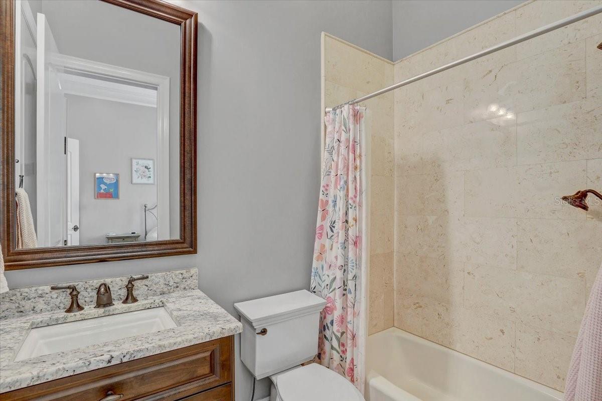 SANCTUARY ON LIVINGSTON PH - Residential