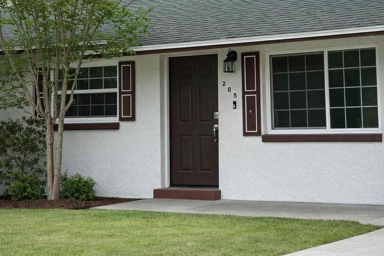 ACADEMY MANOR UNIT 02 - Residential