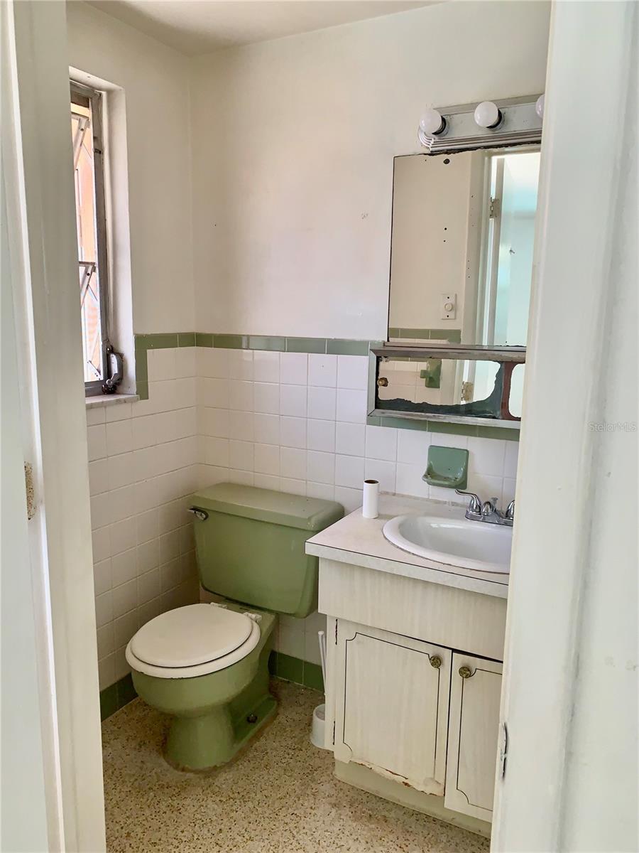 JASMINE LAKES - Residential