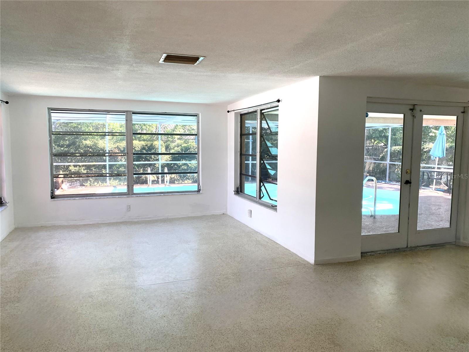 JASMINE LAKES - Residential