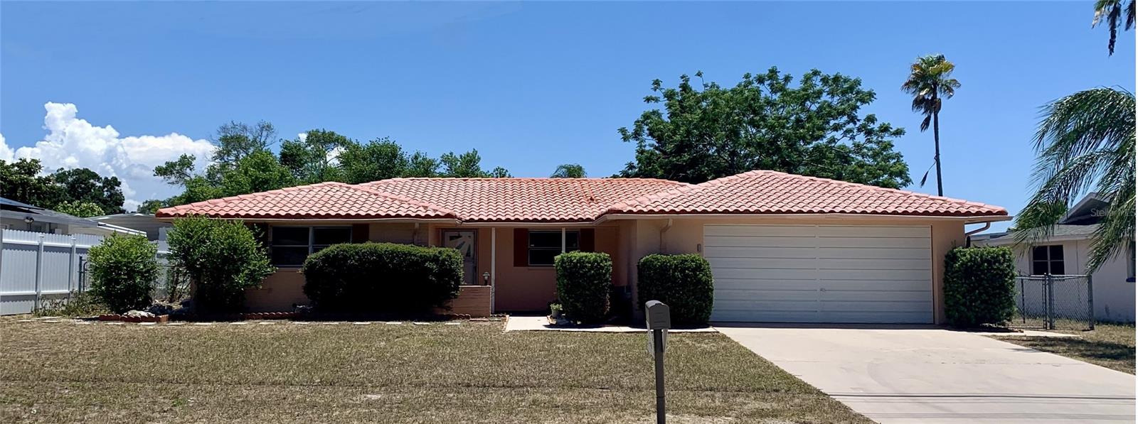 JASMINE LAKES - Residential